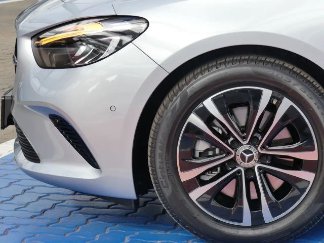 Mercedes-Benz B 220 4MATIC Progressive