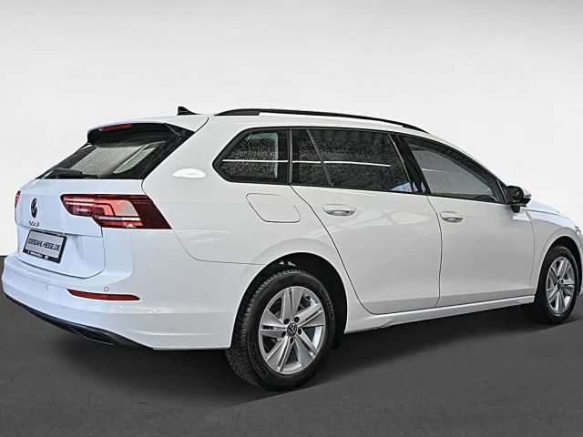 Volkswagen Golf Life Variant