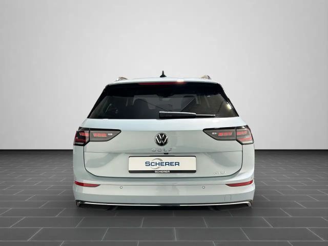 Volkswagen Golf Life Variant