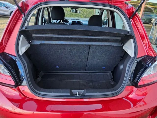 Mitsubishi Space Star Star