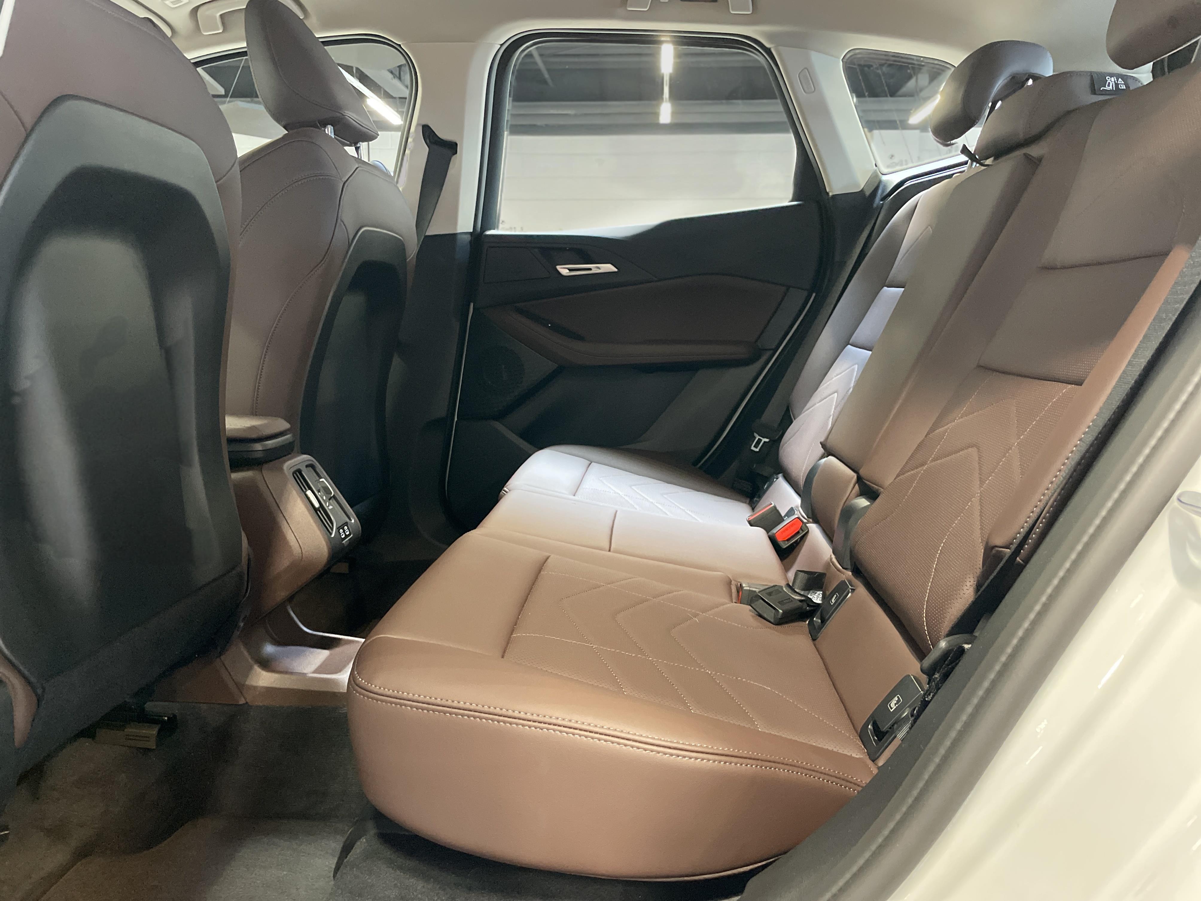 BMW 220 220i Active Tourer