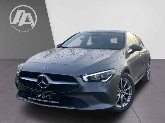 Mercedes-Benz CLA 200 CLA 200 d Shooting Brake