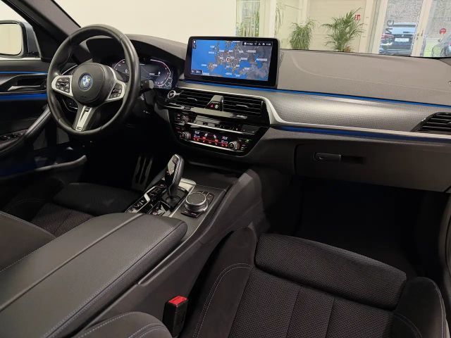 BMW 530 530e M-Sport Sedan xDrive