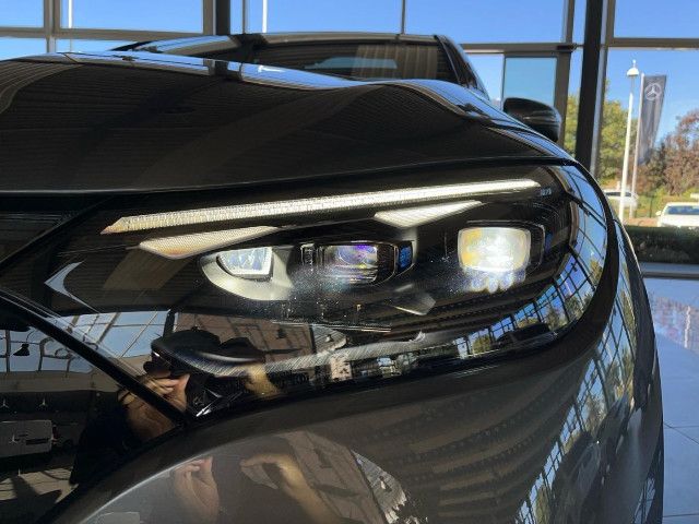 Mercedes-Benz EQE SUV 300