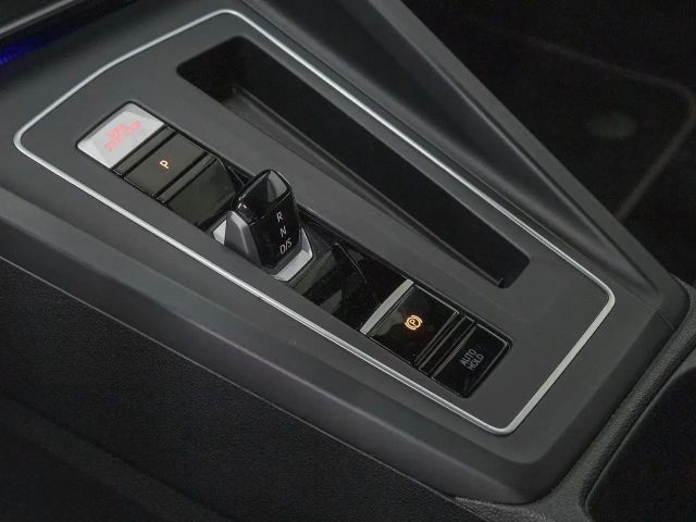 Volkswagen Golf GTI Style