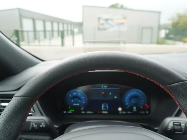 Ford Kuga Hybrid ST Line