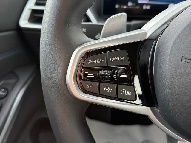 BMW 330 330i Touring xDrive