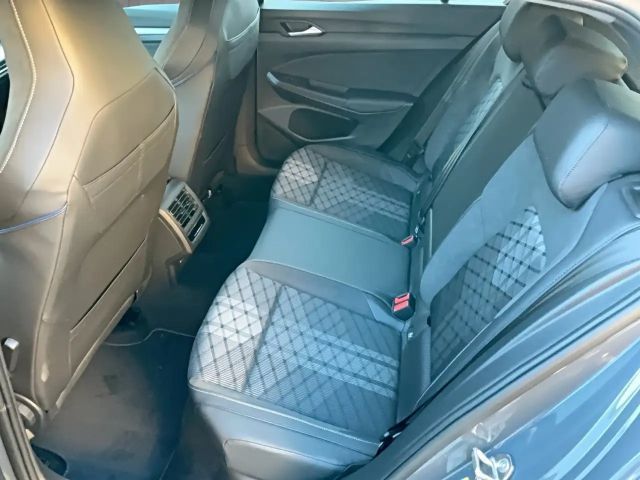 Volkswagen Golf DSG Sport