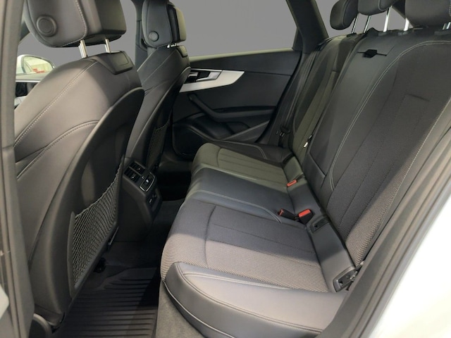 Audi A4 40 TFSI Avant S-Tronic