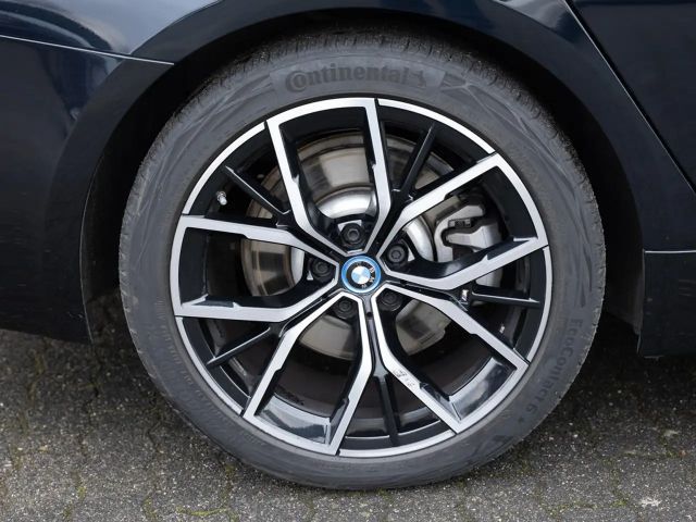 BMW 530 530e M-Sport Touring