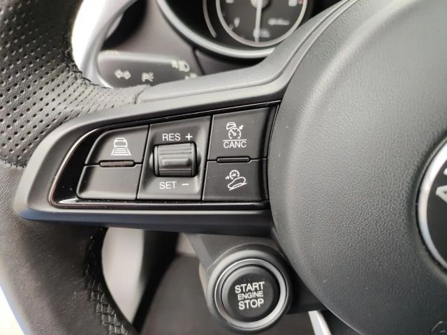 Alfa Romeo Stelvio AT8 Q4 Veloce