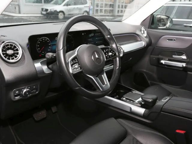 Mercedes-Benz EQB 300 4MATIC Progressive