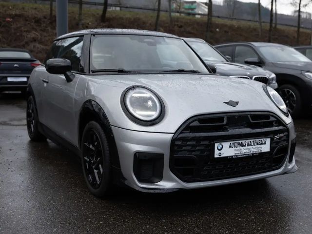 MINI Cooper John Cooper Works