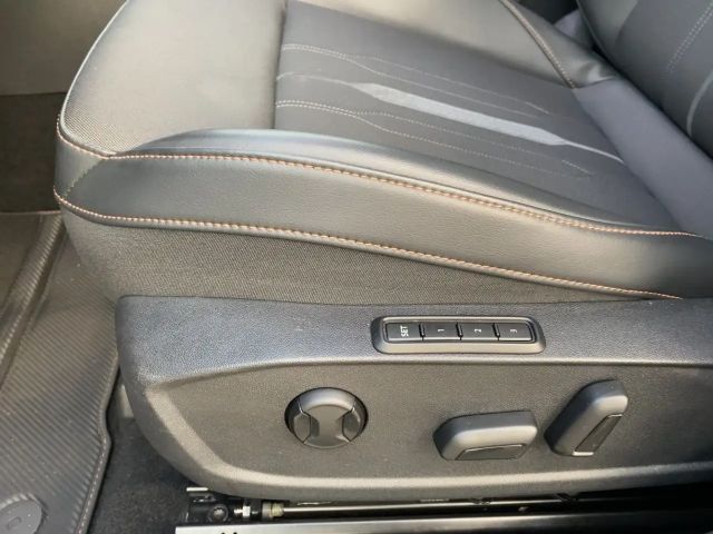 Cupra Leon 2.0 TSI 4Drive DSG Sportstourer VZ