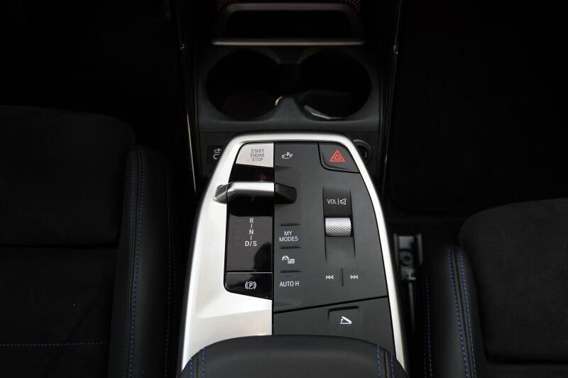 BMW 220 220i Active Tourer