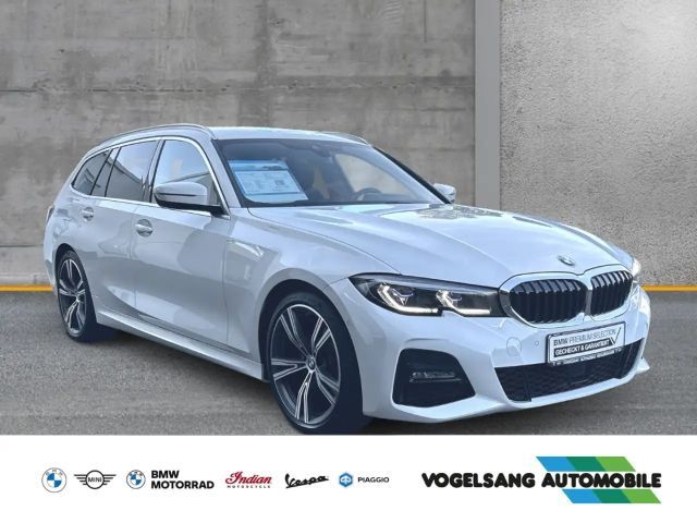 BMW 320 320d M-Sport Touring xDrive