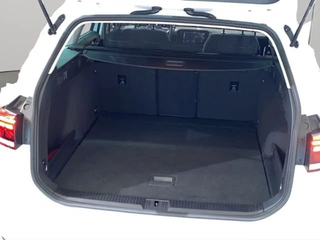 Volkswagen Passat 1.5 TSI Business DSG Variant