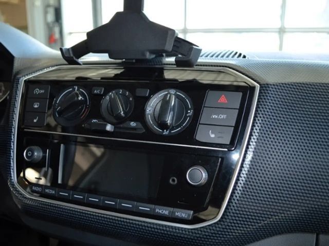 Volkswagen up! Move Move up!