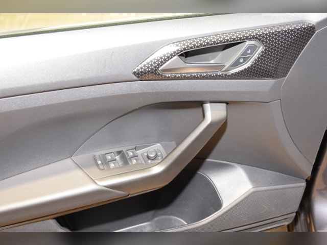 Volkswagen T-Cross TSI LED - Navi - RearView