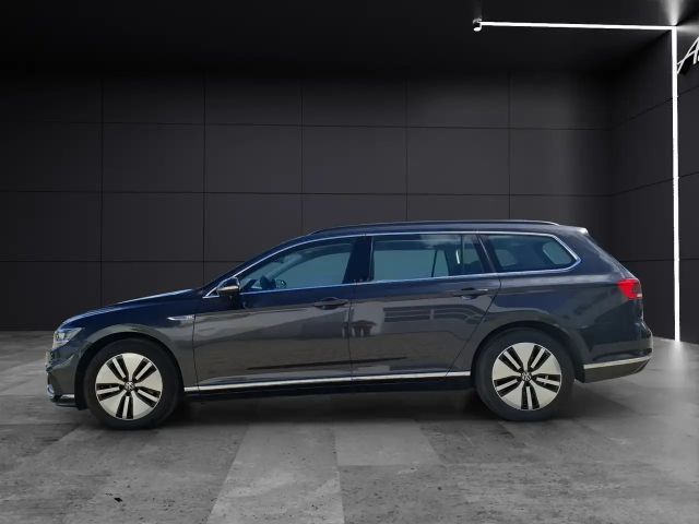 Volkswagen Passat GTE Variant