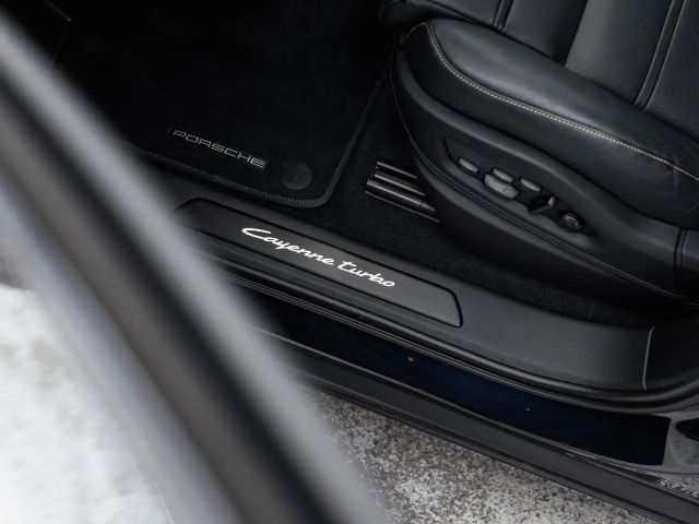 Porsche Cayenne Coupé E-Hybrid Turbo