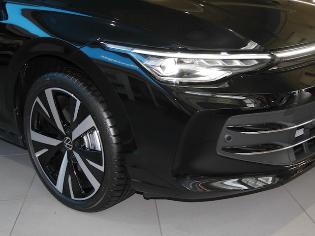 Volkswagen Golf 2.0 TDI DSG Style Variant