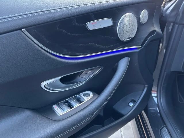 Mercedes-Benz E 300 AMG Line Cabriolet