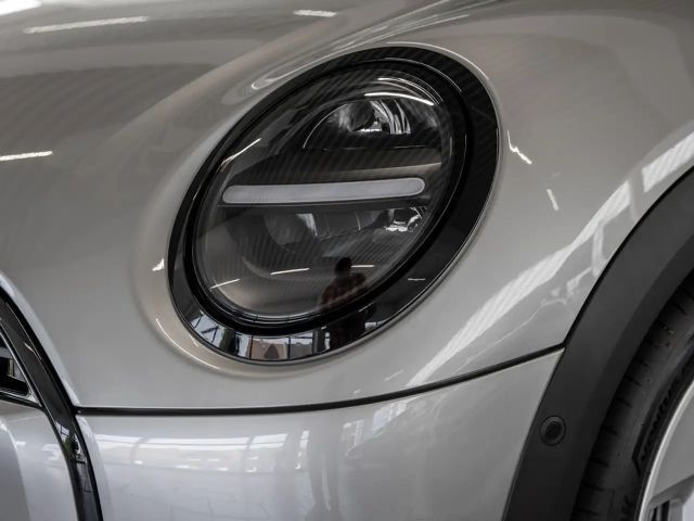 MINI Cooper Essential Trim LED NAVI KAMERA PDC