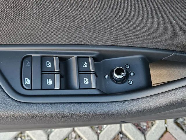 Audi A4 40 TDI Avant S-Line