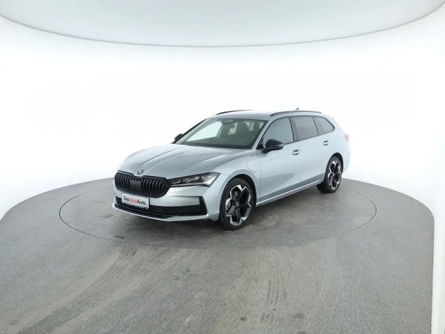 Skoda Superb Sportline iV