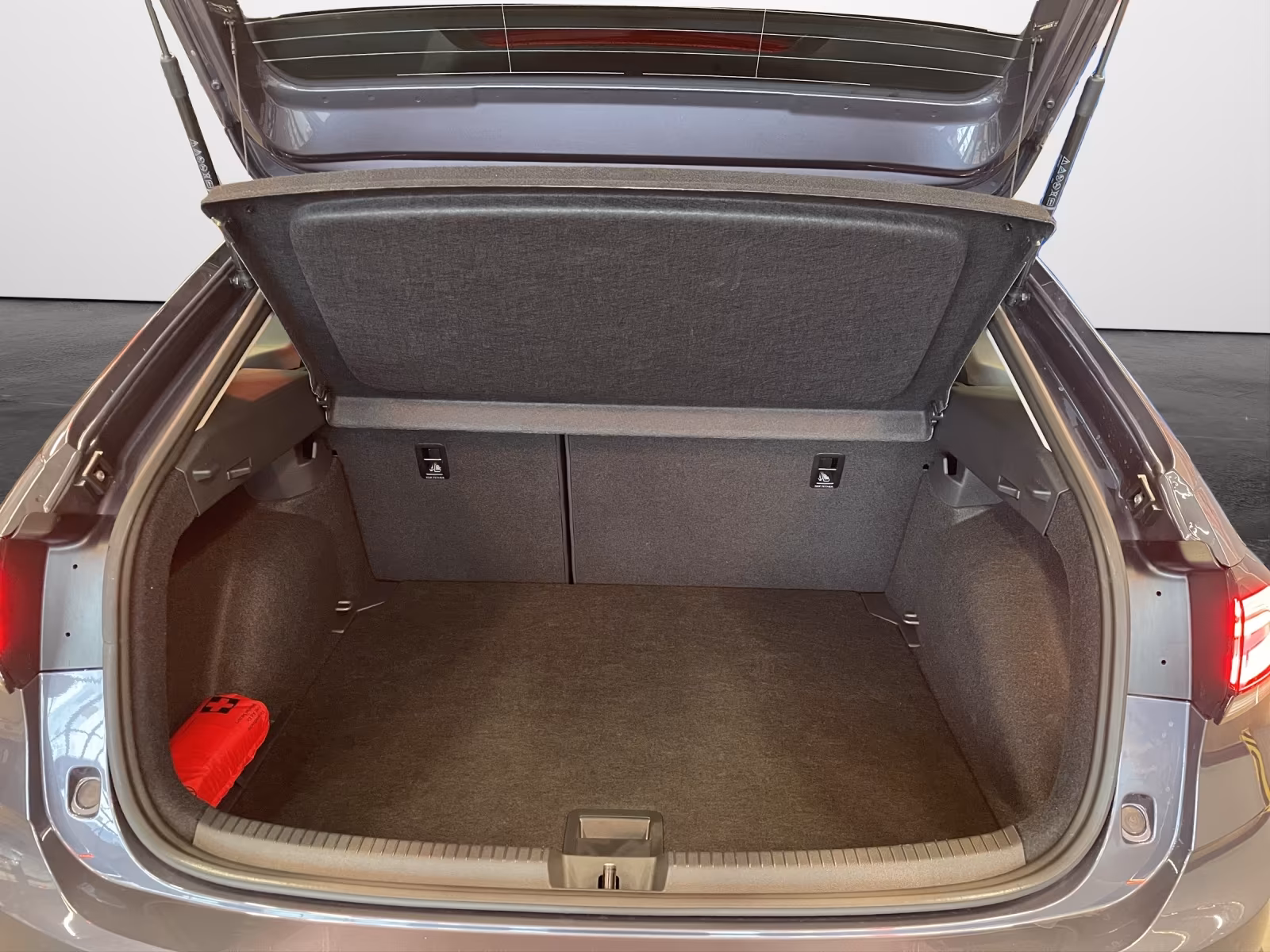 Volkswagen Taigo 1.0 TSI DSG Style