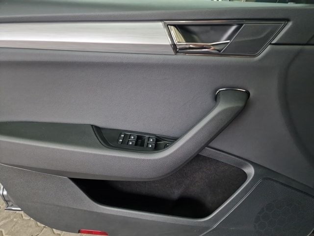 Skoda Superb 2.0 TDI Ambition Combi