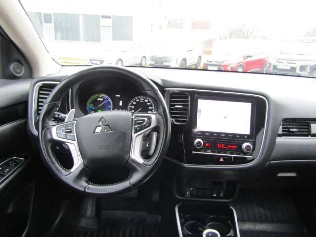 Mitsubishi Outlander 4WD