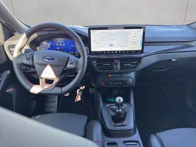 Ford Focus EcoBoost ST Line