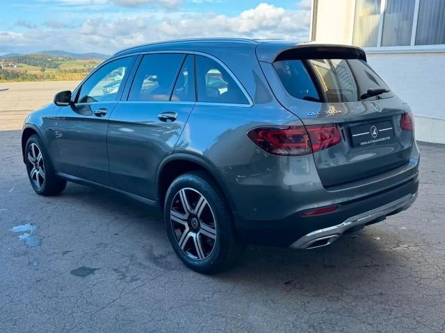 Mercedes-Benz GLC 300 4MATIC GLC 300 e