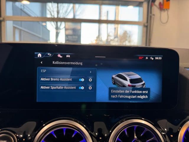 Mercedes-Benz GLA 200 AMG Line