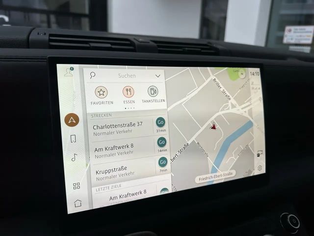 Land Rover Defender 110