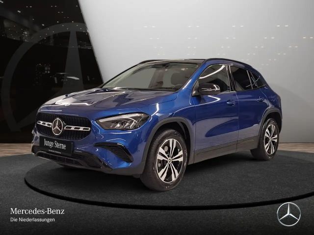 Mercedes-Benz GLA 180 Progressive