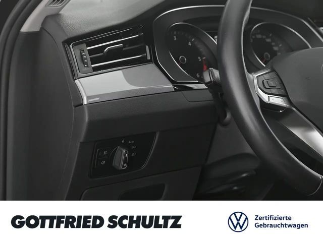 Volkswagen Passat Business DSG Variant