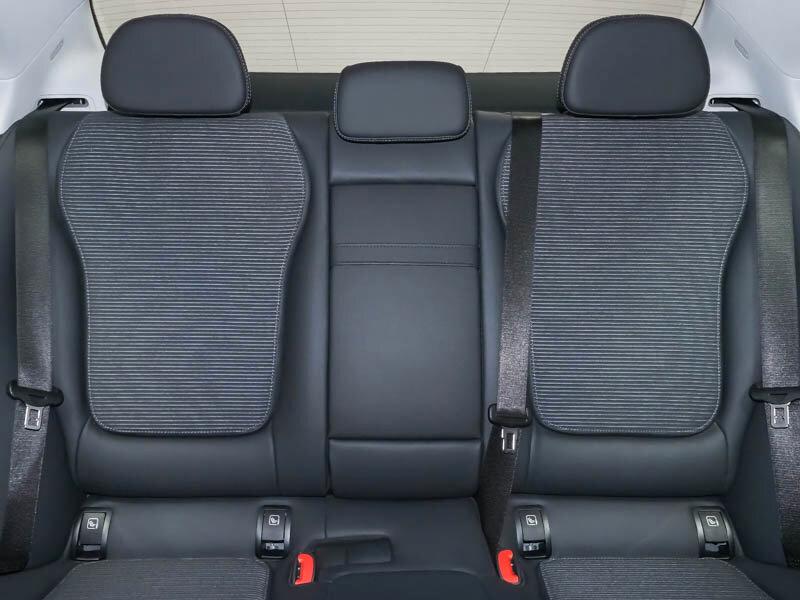 Mercedes-Benz C 220 AVANTGARDE C 220 d Sedan