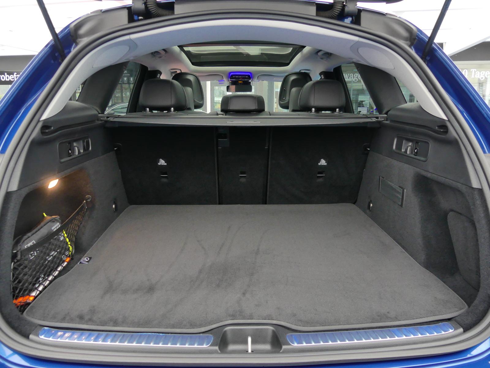 Mercedes-Benz GLC 300 4MATIC AMG Line