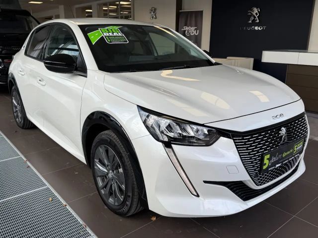 Peugeot 208 Allure Pack