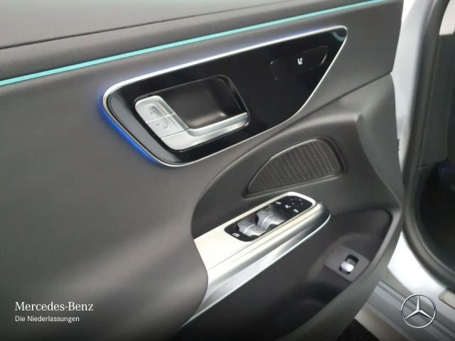 Mercedes-Benz E 200 AVANTGARDE Estate