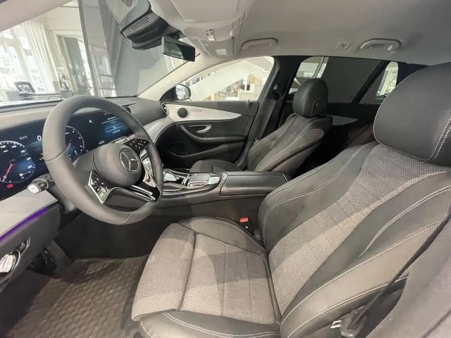 Mercedes-Benz E 220 E 220 d Estate