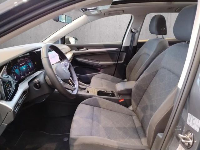 Volkswagen Golf 1.5 TSI Life Variant