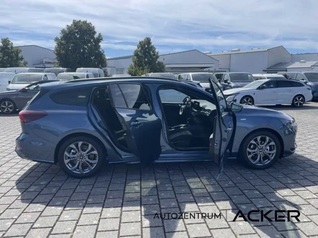 Ford Focus ST Line Wagon