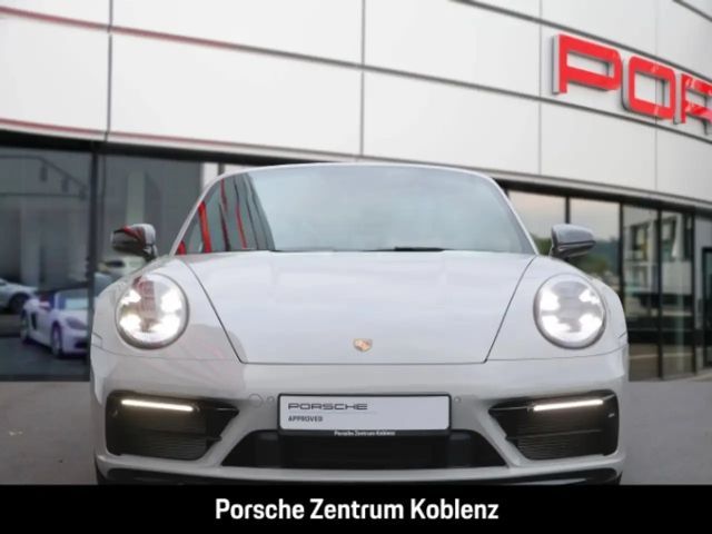 Porsche 992 Cabrio Carrera GTS