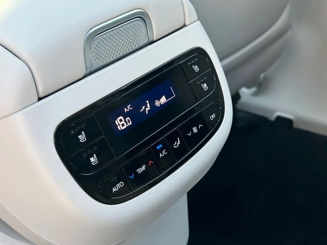 Hyundai IONIQ 9 UNIQ