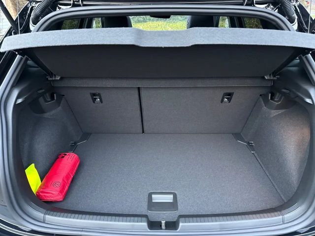 Volkswagen Polo 1.0 TSI DSG R-Line