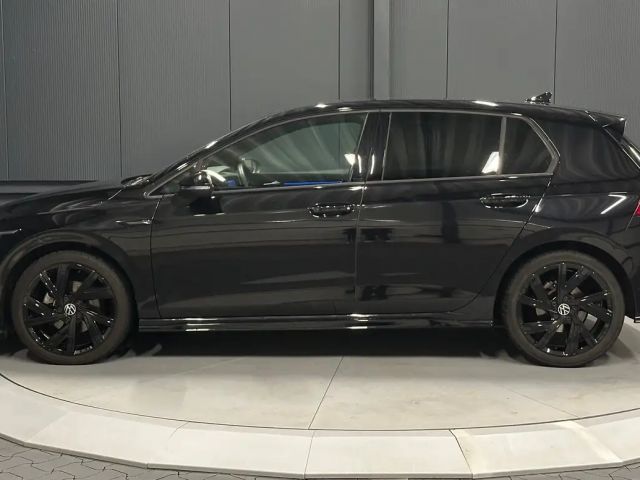 Volkswagen Golf 1.5 eTSI DSG Plus R-Line